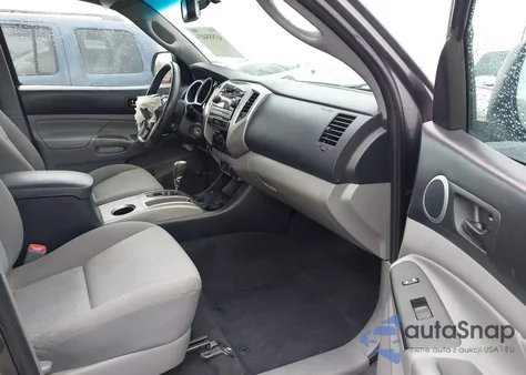 2012 Toyota Tacoma Prerunner z USA, uszkodzony, nr VIN 5TFJX4GN2CX010209